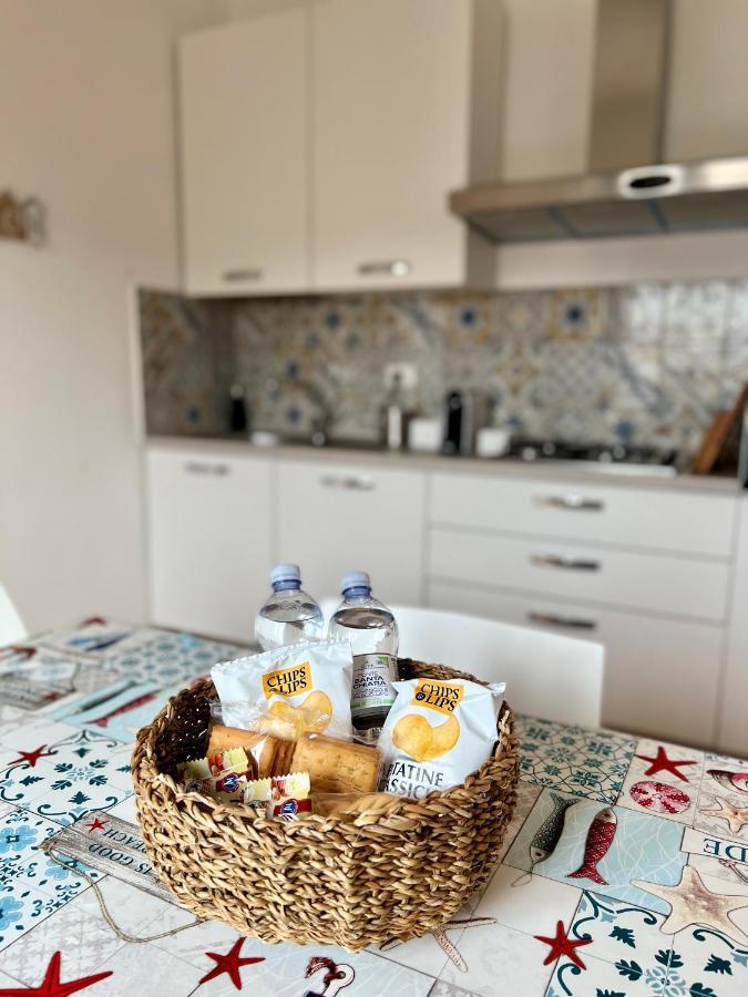 フィウミチーノSea Breeze Houseアパートメント エクステリア 写真
